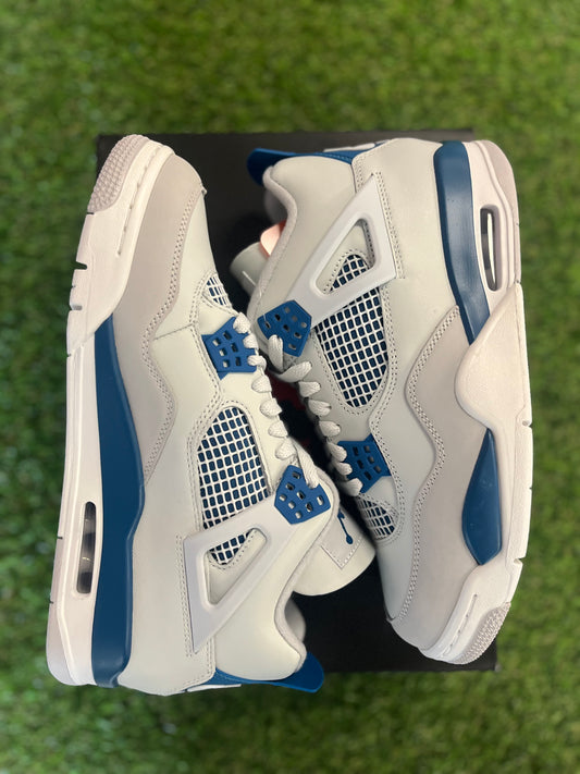 Jordan 4 Military Blue (8.5)